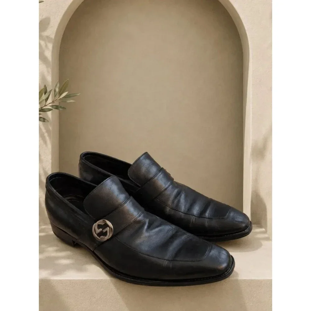 Gucci Interlocking G Loafers Black Leather Slip On Dress Shoes Italy Mens 9D GG